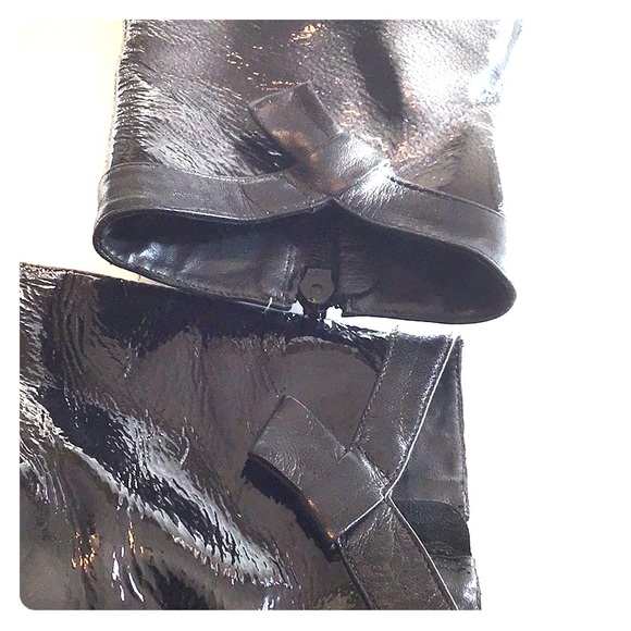 😍SOLD♥️♥️Sexy BCBG PARIS 4” ankle boots😍 - Picture 4 of 7